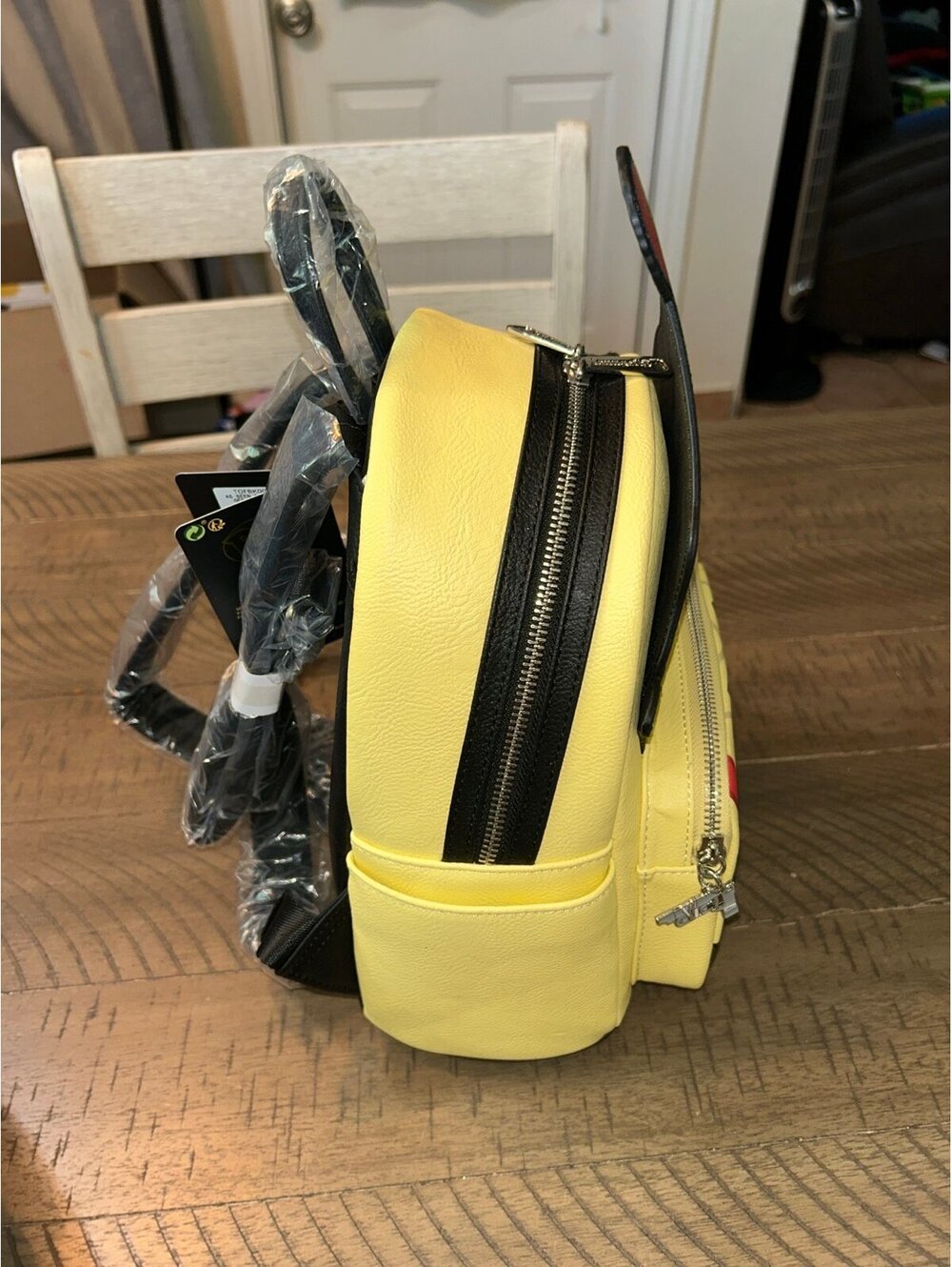 Loungefly The Office Dwight Schrute Elf Mini Backpack NWT - Picture 7 of 7